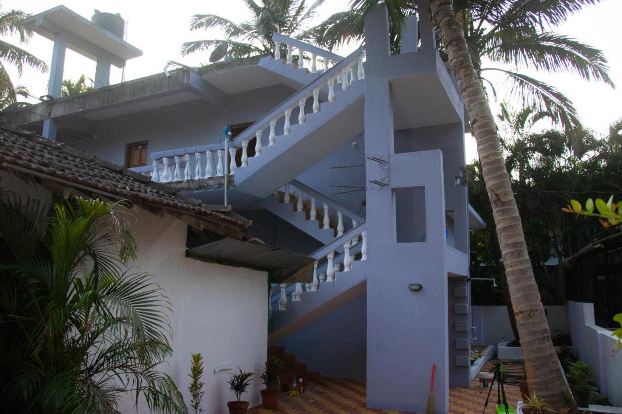 The Sovereign Villa Candolim Exterior photo